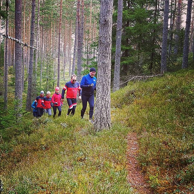 Experience trailrunning at Kyrkekvarn.
This was my first tour as certified trailcoach at Kyrkekvarn. 
I love it!  #trailrunning 
#trailrunningsweden 
#kyrkekvarn 
#experiencerunning 
#happytrail 
#runon
@cjrpalmer