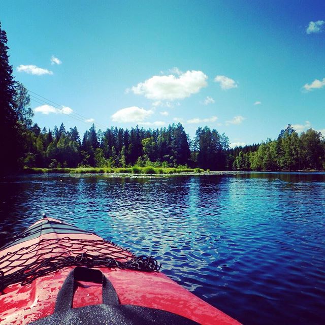 paddling through sweden. #sweden #kyrkekvarn #kajak #paddle #lake #forest #outdoor #extendyourplayground
