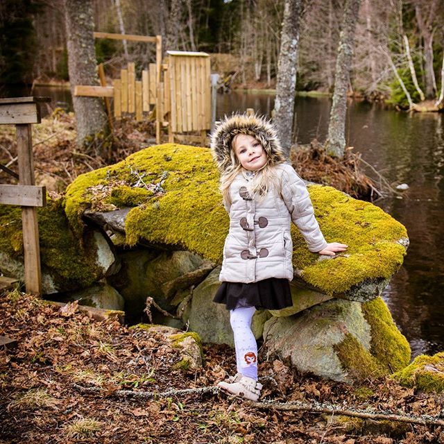 #sweden #kyrkekvarn #nikon #potrait #polishgirl #spring #lake