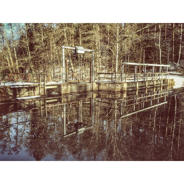 #tidan #kyrkekvarn #småland #västergötland #water #vatten #ig_daily #instadaily #reflecting_perfection #rising_perfection #scandinavianphoto #reflections #mirroring #speglingar #photooftheday #nature #nature_perfection